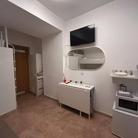 Cute Studio In Gran Via -Si1 Madrid Exterior photo